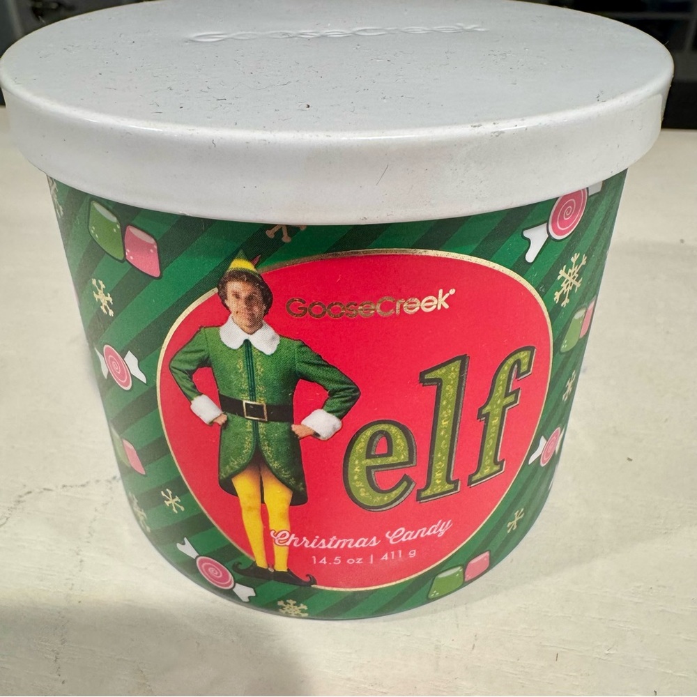 Goose Creek Elf Christmas Candy Candle - Green NWT